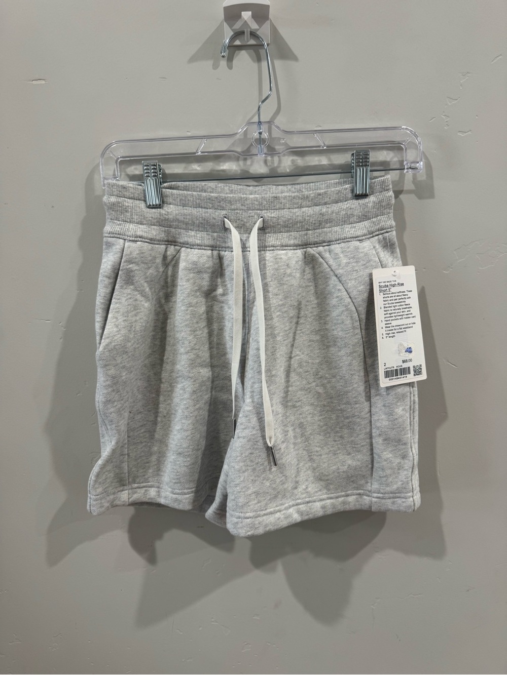lululemon athletica Light Gray Drawstring Athletic Shorts brand new size 2